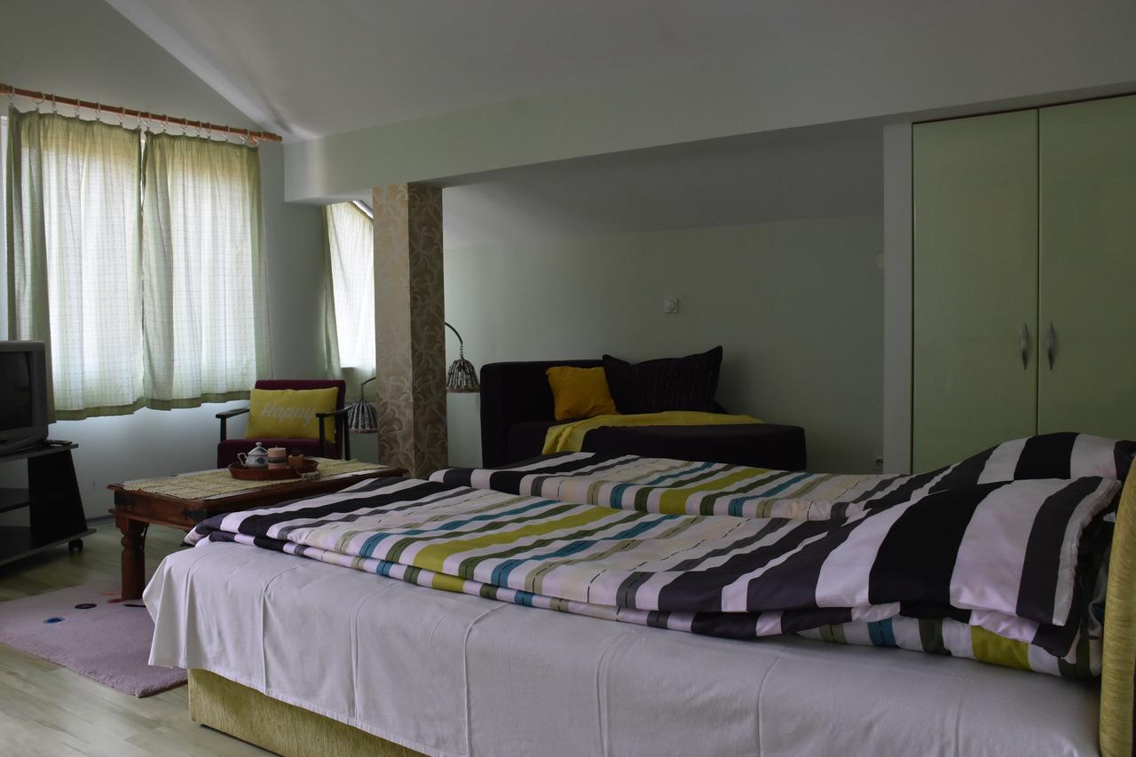 Bache Apartments Охрид Экстерьер фото