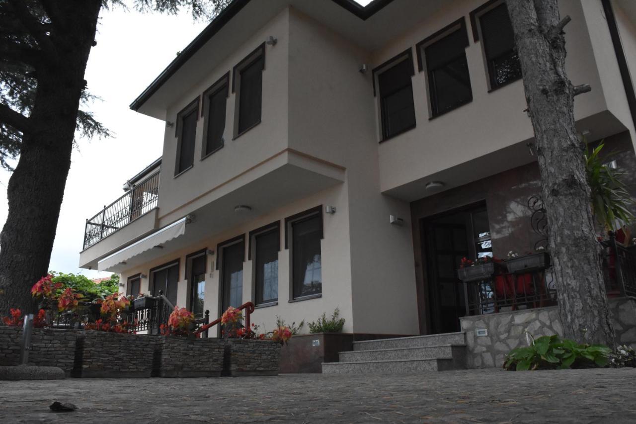 Bache Apartments Охрид Экстерьер фото