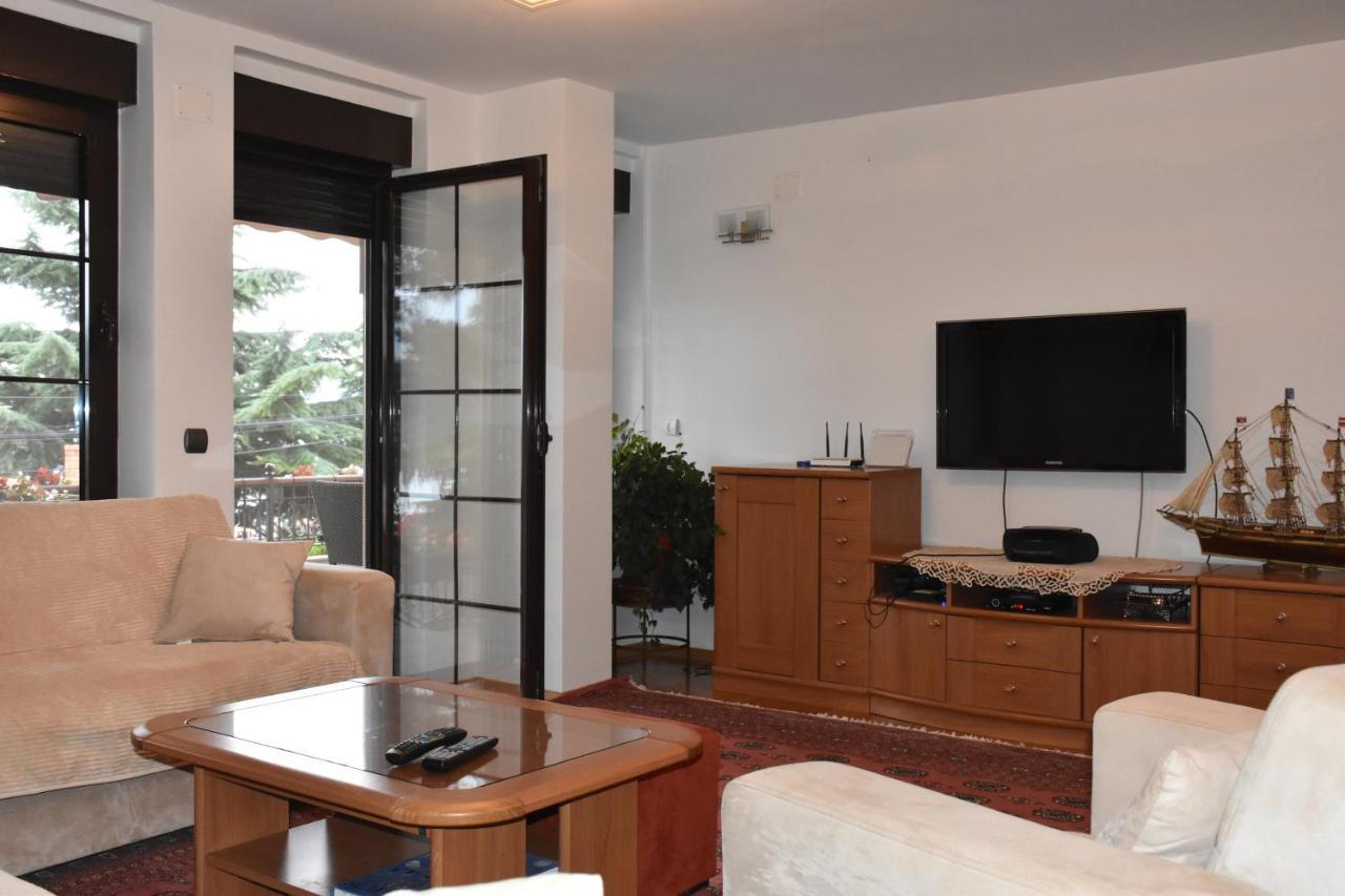 Bache Apartments Охрид Экстерьер фото